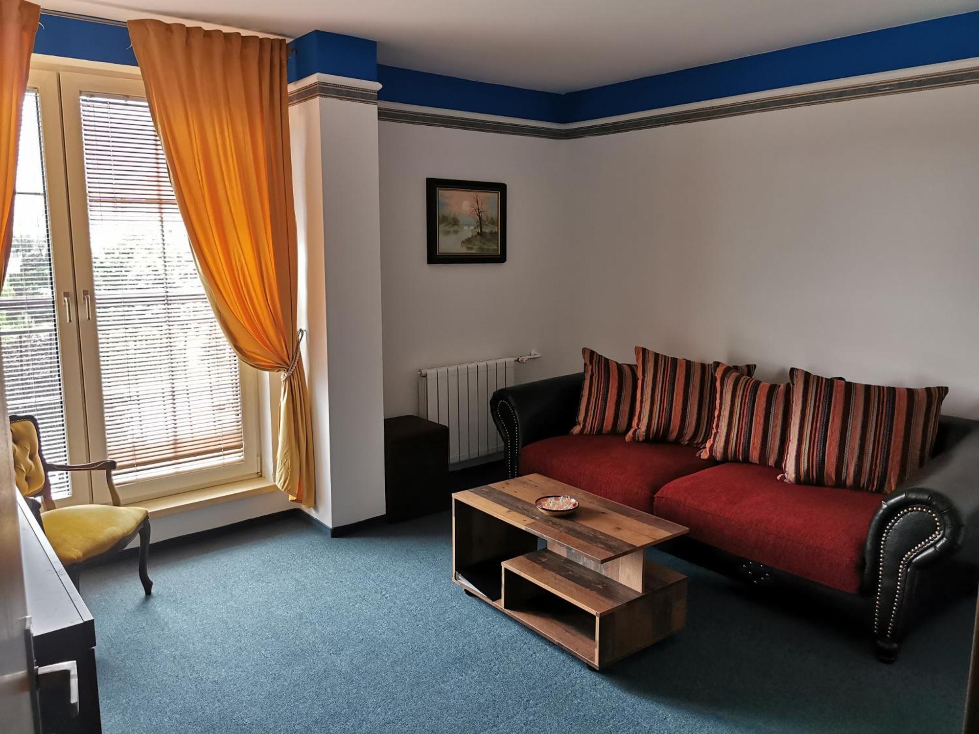 Hotel Diana Nové Mesto nad Váhom 部屋 写真